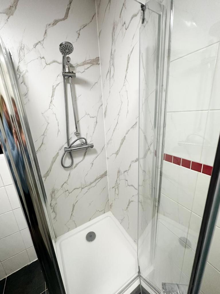Mount Nod Rooms Лондон Экстерьер фото